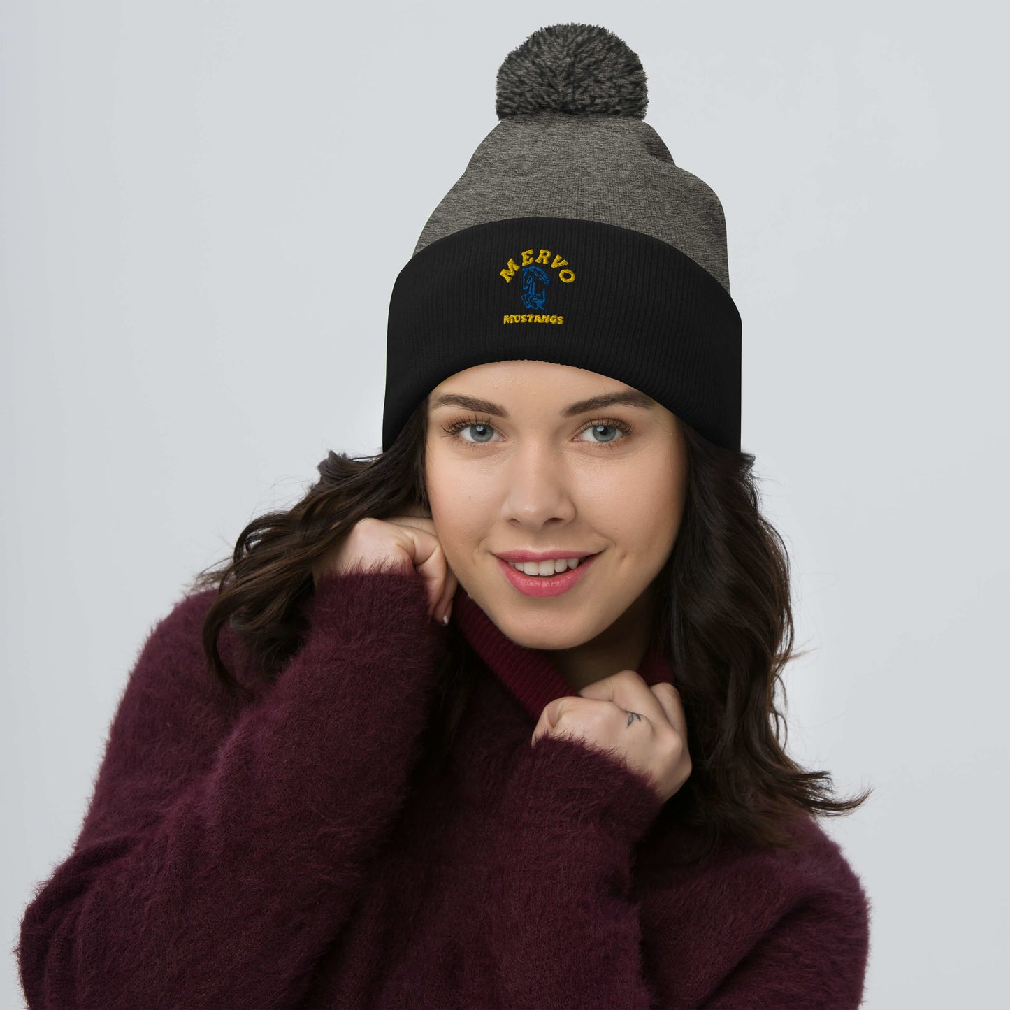 Mervo Pom-Pom Beanie