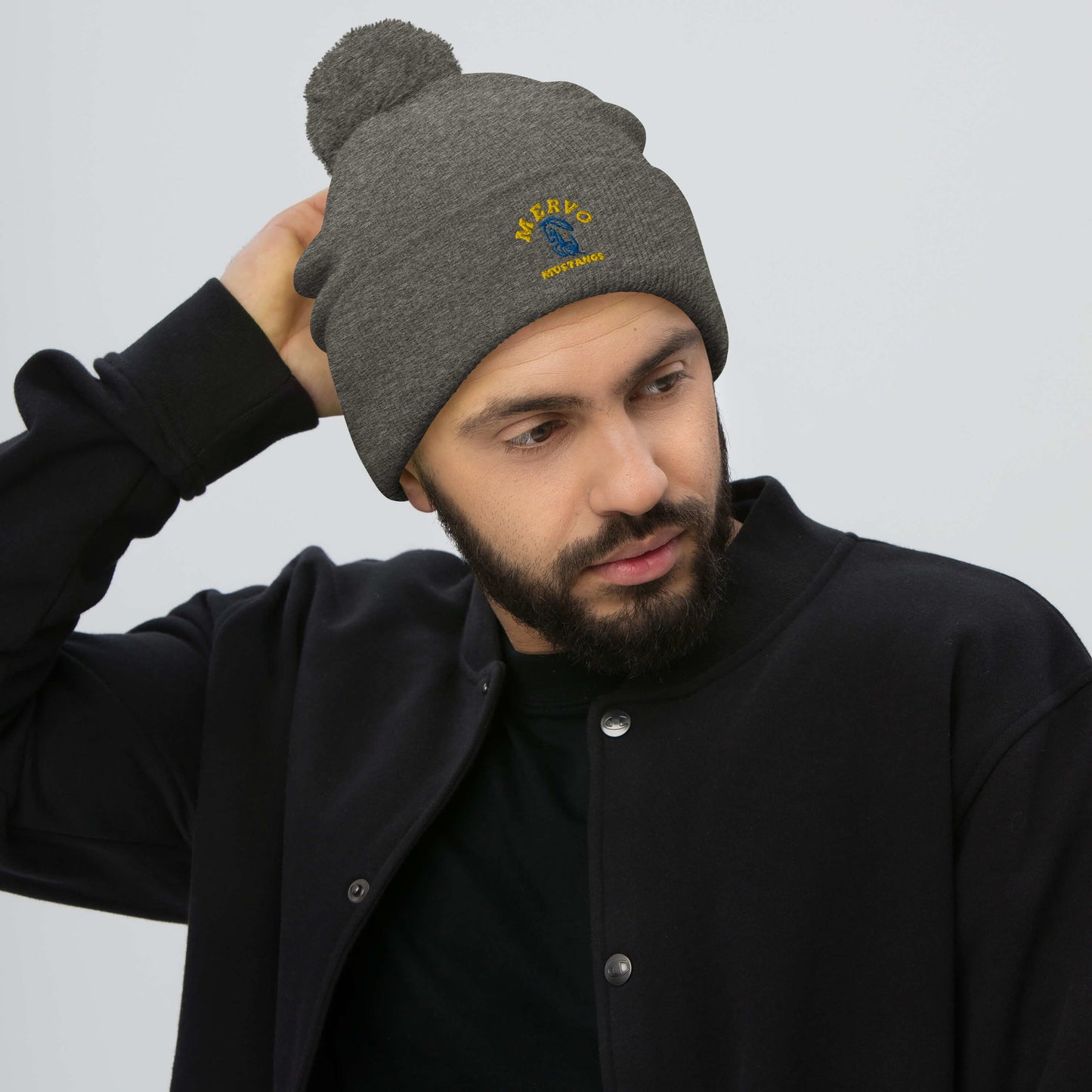 Mervo Pom-Pom Beanie